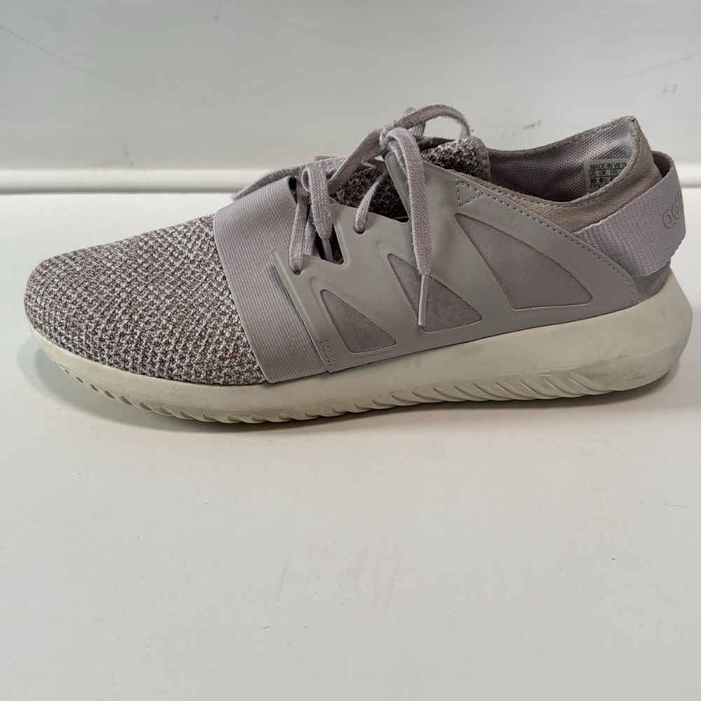 ❤️3/$30 Adidas Knit Women’s Sneakers